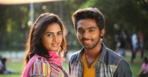 Un Viligalil Vilunthu (உன் விழிகளில் விழுந்து) song lyrics