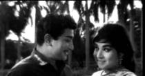 Uravinil (உறவினில்) song lyrics
