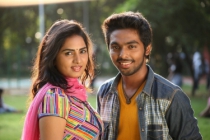 Un Viligalil Vilunthu