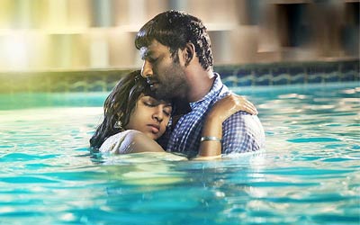 Idhayam Unnai Theduthe