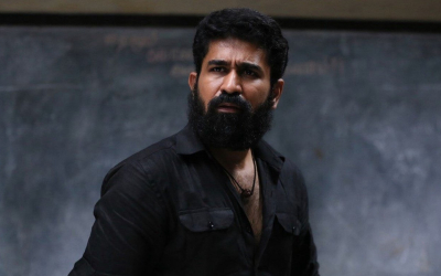 Odathey Odathey Gnayangal