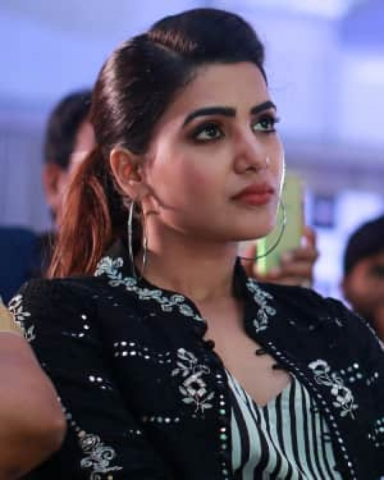 படங்களில் கூட இல்லாத அளவுக்கு கவர்ச்சி போஸ் கொடுத்துள்ள நடிகை சமந்தா.