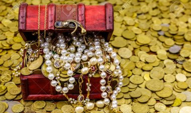 உங்கள் வீட்டில்  இந்த 3 பொருட்கள் குறையாமல் இருத்தல்   உங்கள் வீட்டிலும் செல்வம் குறையாது.