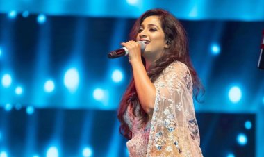 தன் அழகிய மகனின் புகைப்படத்தை வெளியிட்ட  பாடகி ஷ்ரேயா கோஷல்