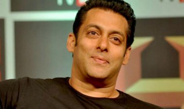 பாம்பு கடிக்கப்பட்டு சிகிச்சை பெறும் நடிகர் சல்மான் கானின்.